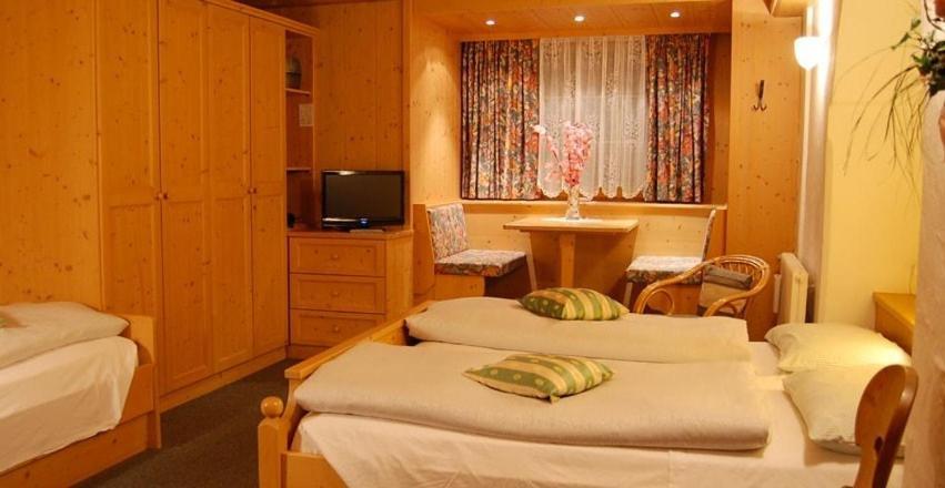 Albergo Genziana 산 비질리오 디 마레베 객실 사진
